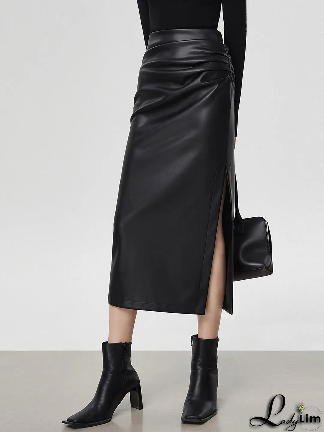 Effortless and Chic winter Skirt
