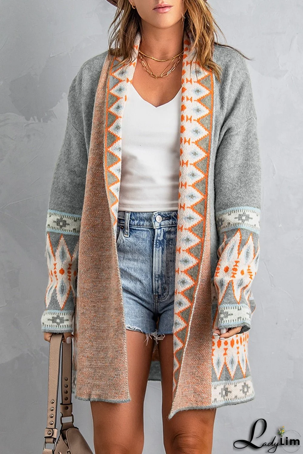 Modern and Comfortable Cardigan