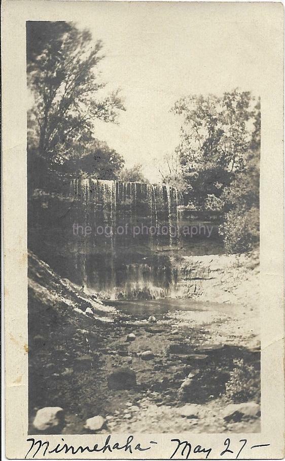 MINNEHAHA FALLS Vintage FOUND Photo Poster painting bw MINNESOTA Original Snapshot 99 13 A