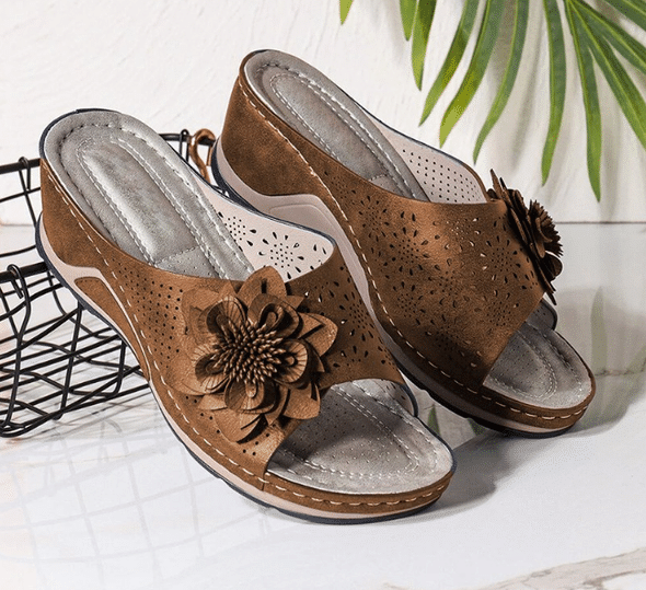 WOW!! | LEATHER SOFT FOOTBED ARCH-SUPPORT SANDALS