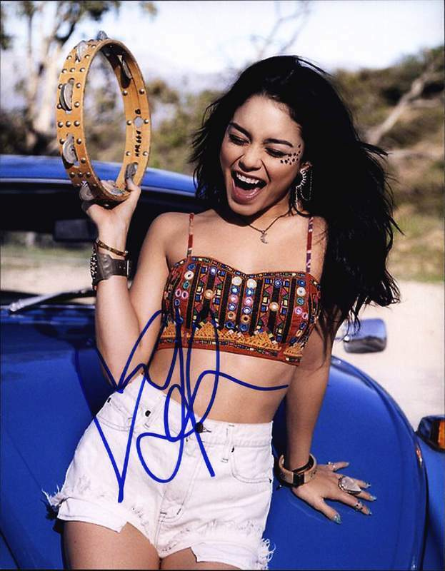 Vanessa Hudgens authentic signed celebrity 8x10 Photo Poster painting W/Cert Autographed A0001