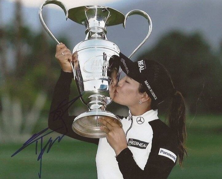 So Yeon Ryu LPGA Golf signed 8x10 Photo Poster painting autographed South Korea #1 Ranked D