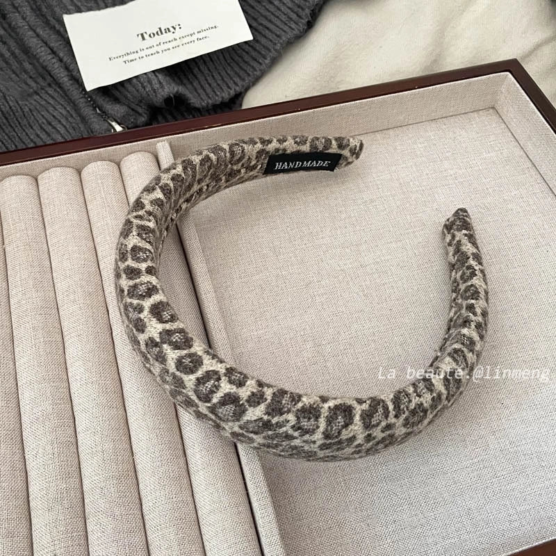 Elegant Retro Solid Color Cloth Hair Band