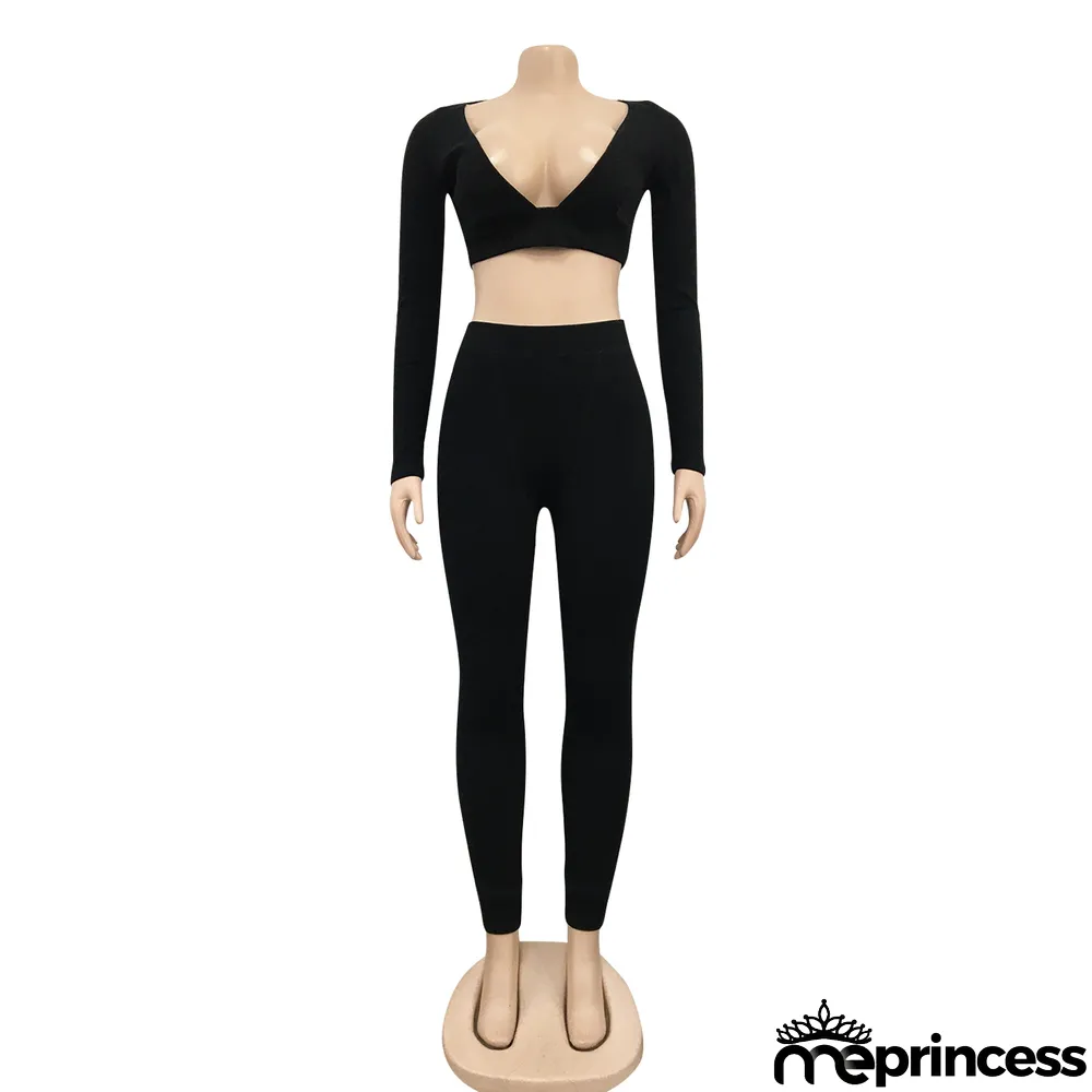 Sexy V-neck Knitted Fashion Casual Long-sleeved Two-piece Suit