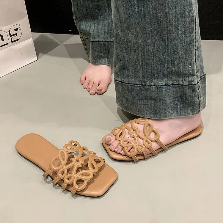 Yyvonne New Fashion Type Small Simple Hollow Cool Slippers Outside Wearing Flat Bottom Side Casual Beach Shoes