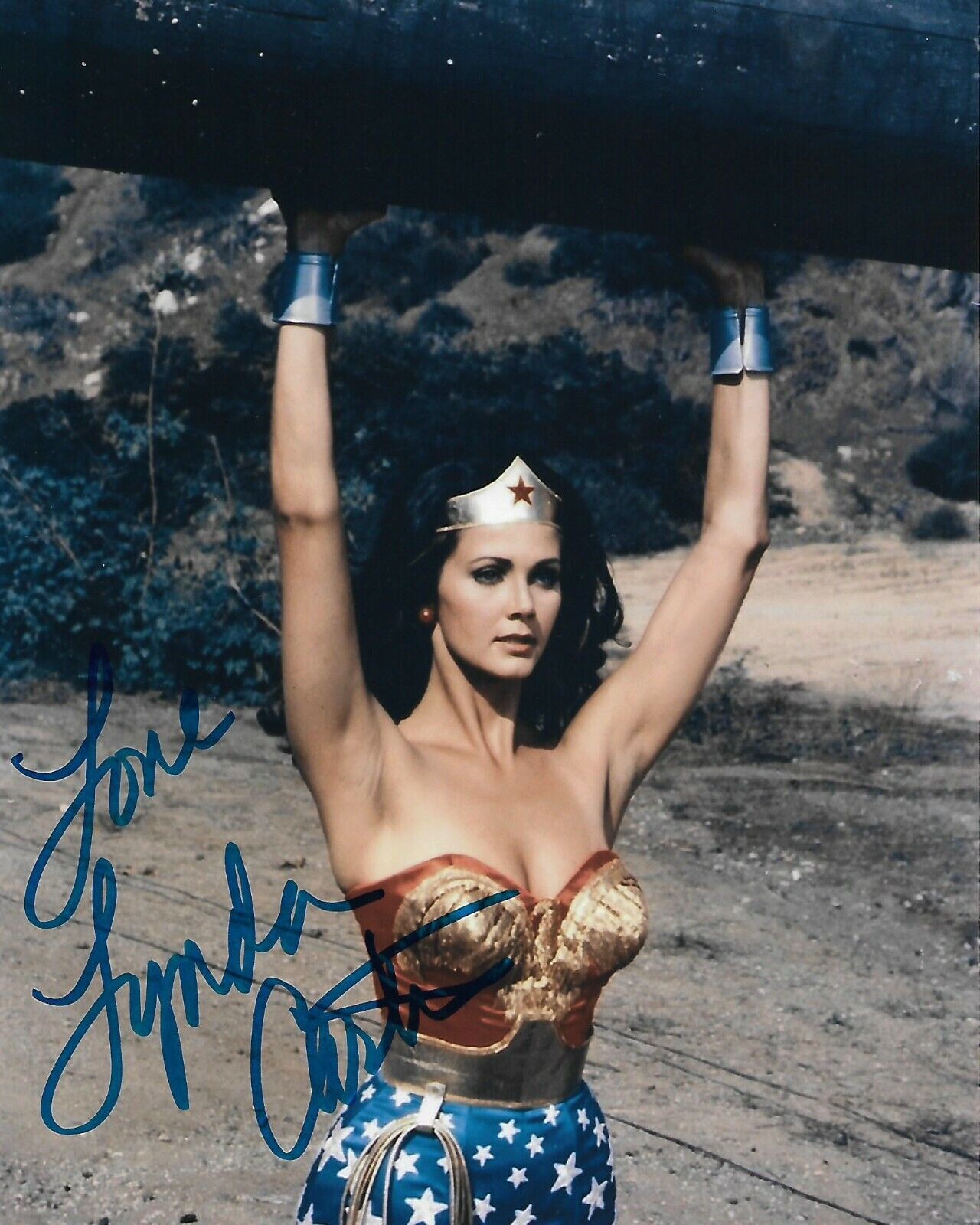 LYNDA CARTER Wonder Woman