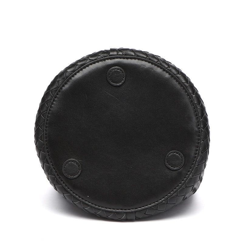 Women’s Medium Leather Solid Color Classic Style Streetwear Weave Sewing Thread Bucket String Bucket Bag