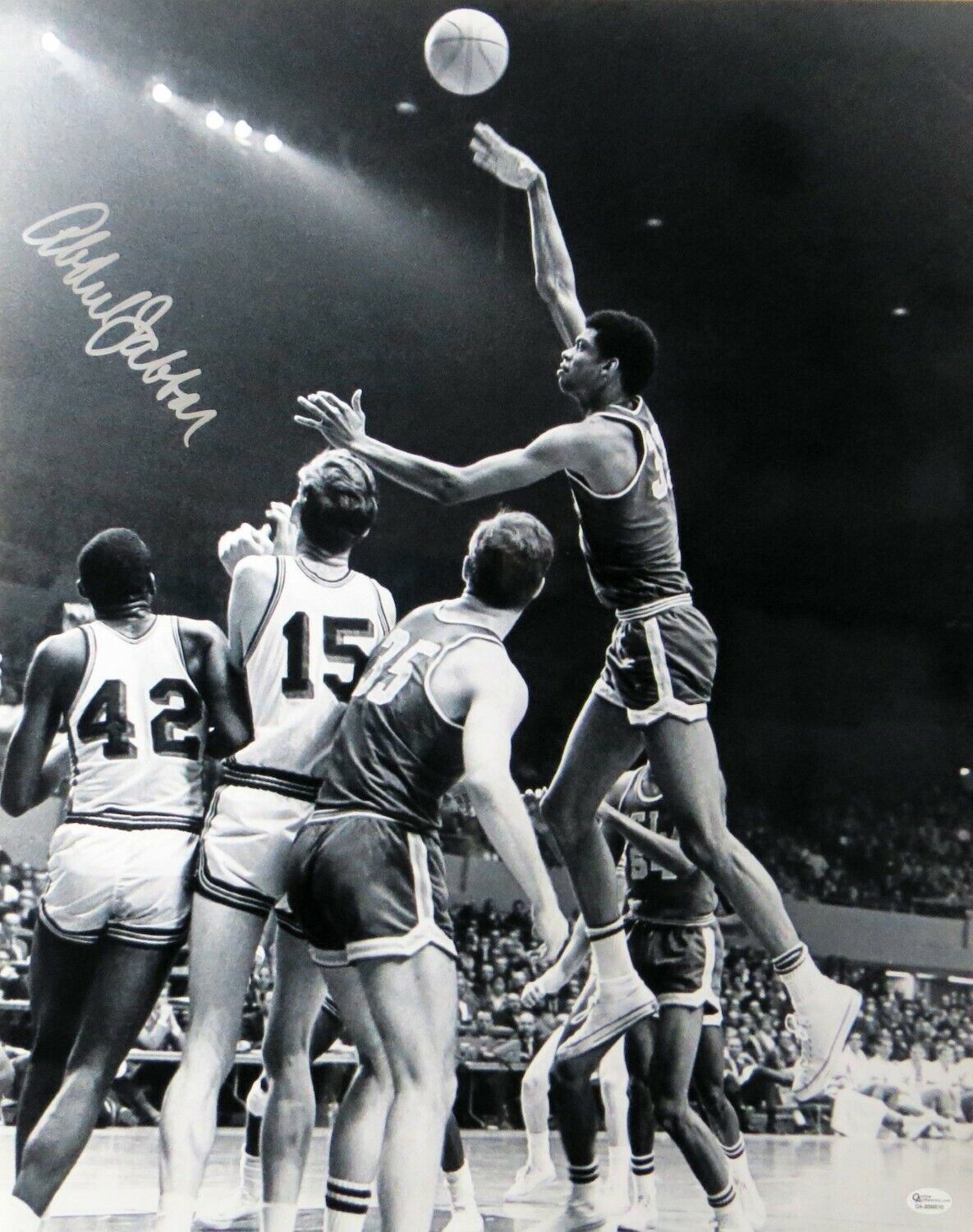 Kareem Abdul-Jabbar Signed Autographed 16X20 Photo Poster painting B/W UCLA Bruins Hook Shot OA