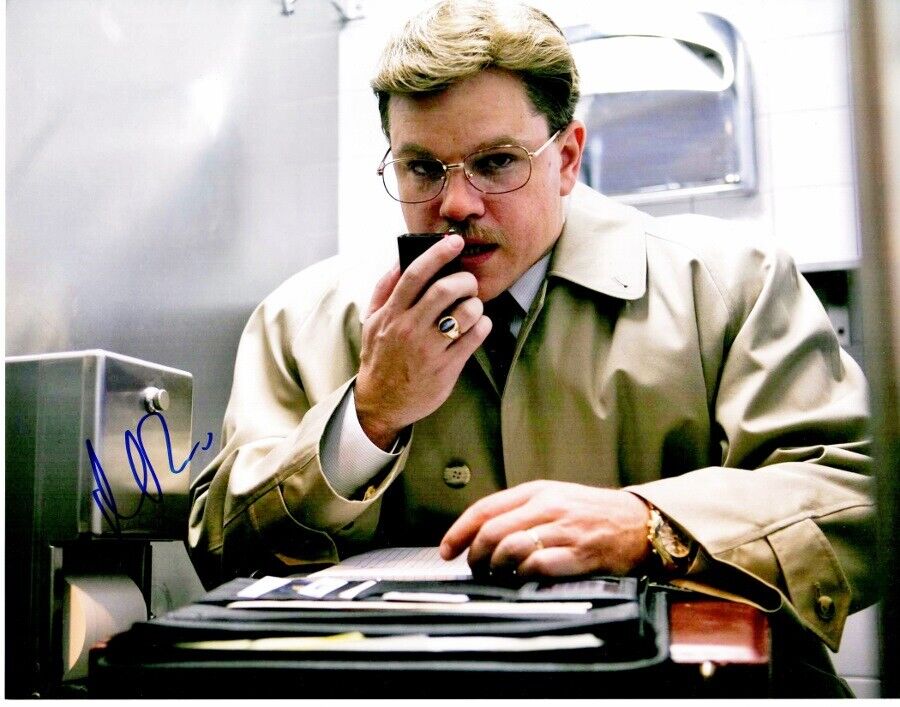 Matt Damon Signed - Autographed The Informant 11x14 inch Photo Poster painting with Certificate