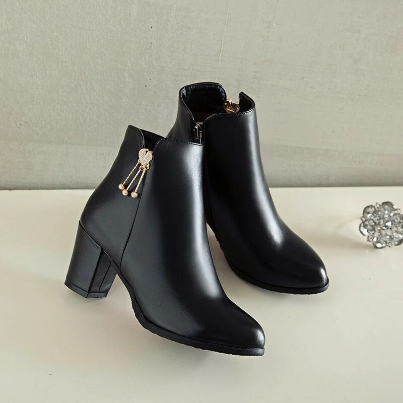Female Comfortable Thick Heel Ankle Boots Fashion Buckle Zipper Boots Women Round Toe Fall Winter Shoes Black White