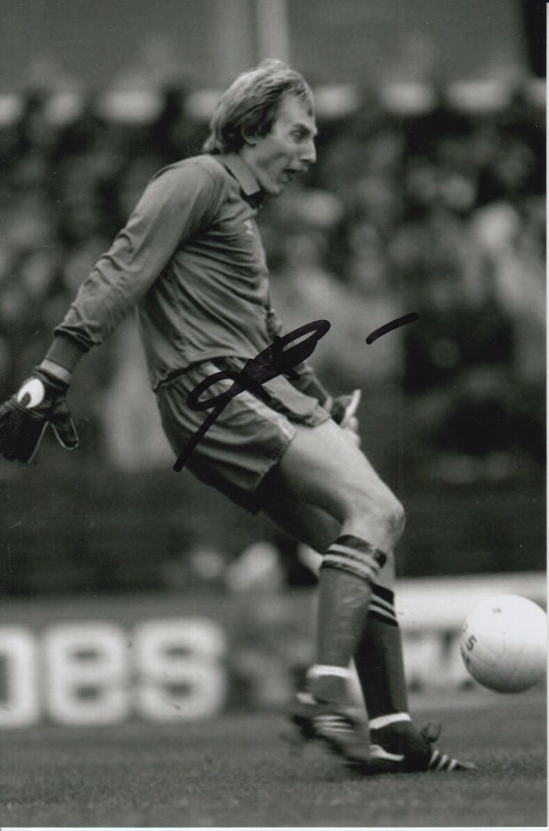 WATFORD HAND SIGNED STEVE SHERWOOD 6X4 Photo Poster painting 7.