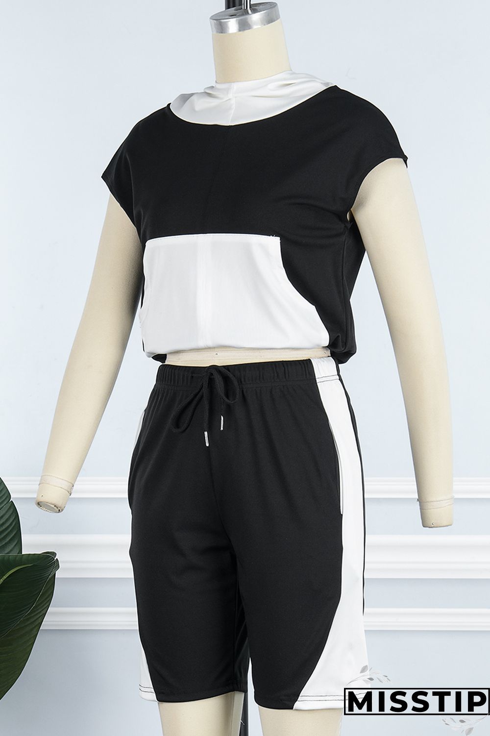 Green Casual Solid Patchwork Contrast Hooded Collar Short Sleeve Two Pieces