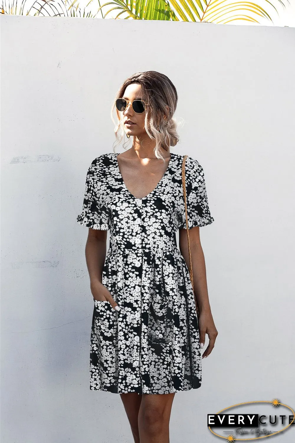 Short Sleeve Polka Dot Printed Buttoned Pocket Dress
