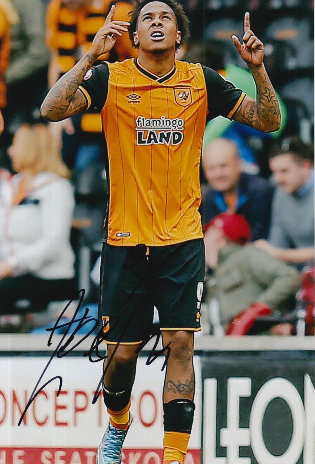 HULL CITY HAND SIGNED ABEL HERNANDEZ 12X8 Photo Poster painting 1.