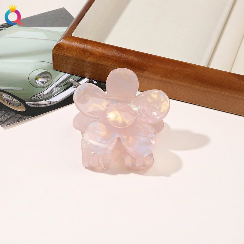 Women’s Minimalist Classic Style Solid Color PVC Hair Claws