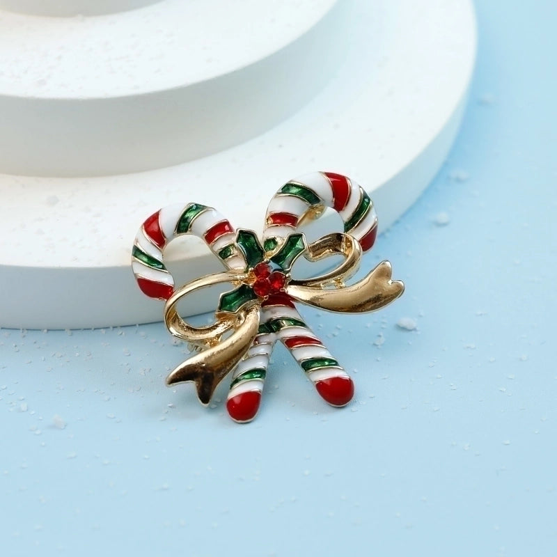 Minimalist Letter Wreath Alloy Inlay Rhinestones Women’s Brooches