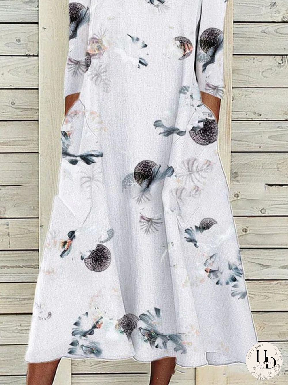 Round Neck White Pocket Dress