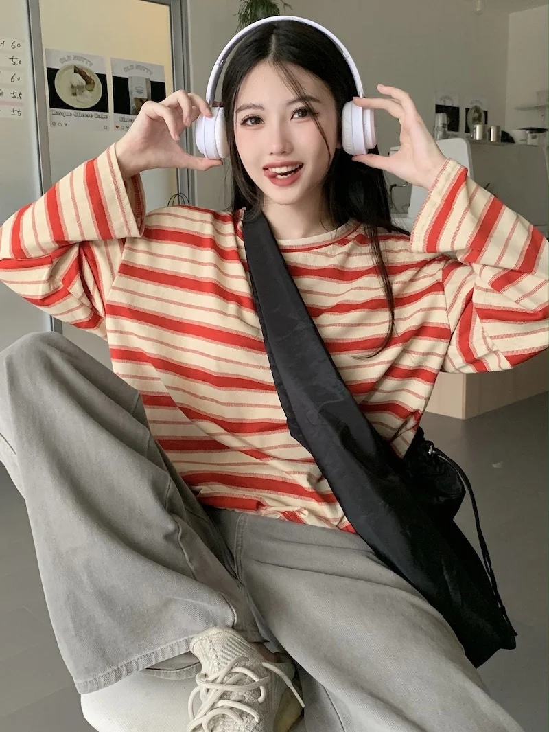 Uveng Uveng Collar Striped Long-Sleeved T-Shirt Women's Autumn 2024 New Design Feeling Loose Show Thin Casual Students Slit Jacket