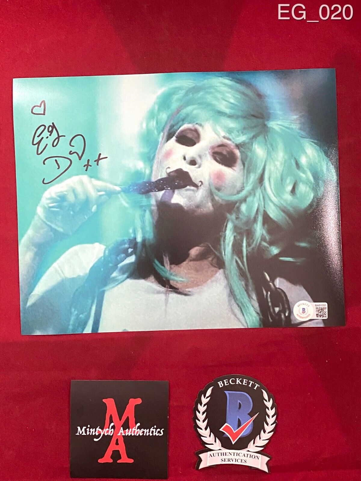 ELIZABETH E.G. DAILY AUTOGRAPHED SIGNED 8x10 Photo Poster painting! 31! BECKETT COA! HORROR