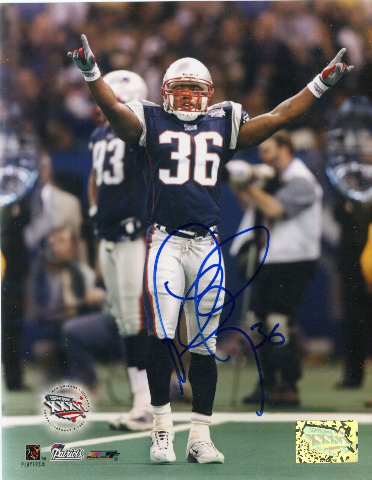 Lawyer Milloy Super Bowl XXXVI Patriots Signed Autographed 8x10 Glossy Photo Poster painting COA