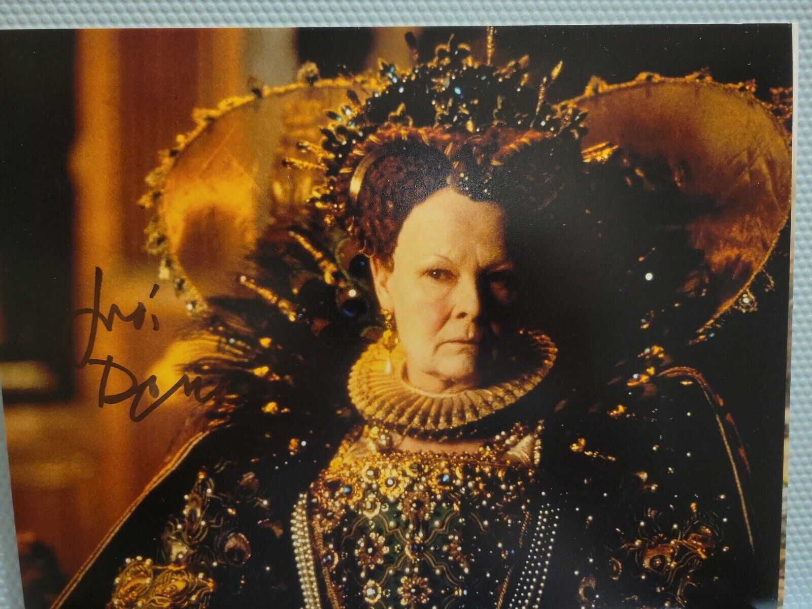 DAME JUDI DENCH SIGNED AUTOGRAPHED 8x10 Photo Poster painting M JAMES BOND 007 RARE