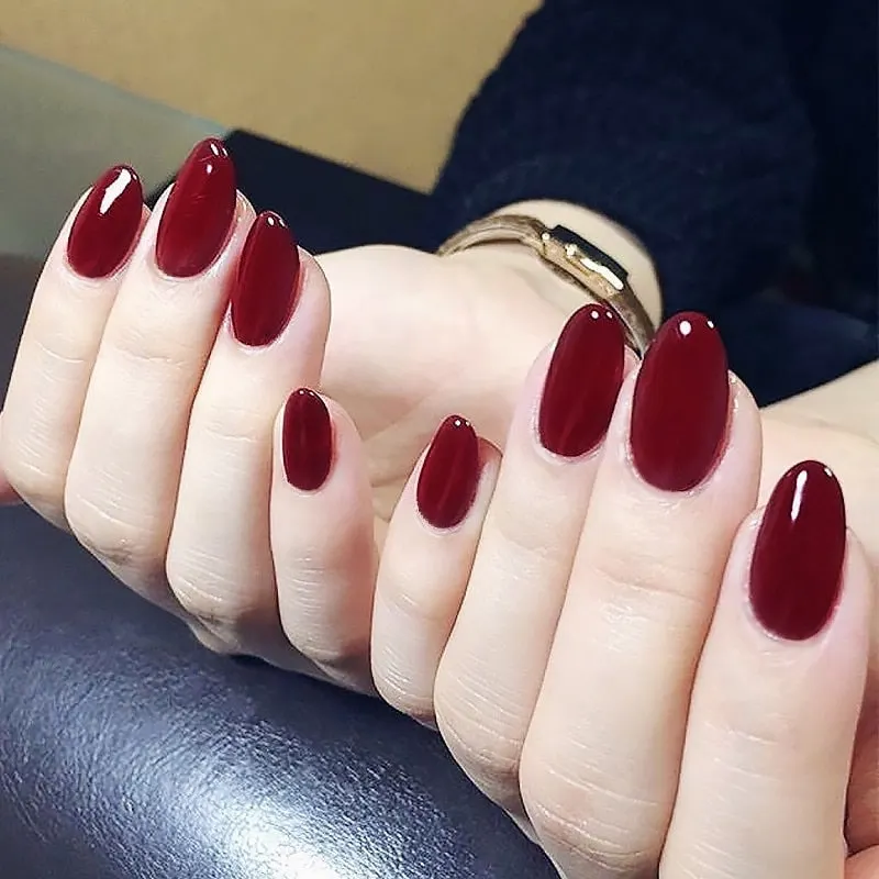 24pcs/Set Gorgeous Wine Red False Nails With Glue Middle Long Round Head Full Nail Tips Finished Fake Nail artificial nails-Nail Inspo
