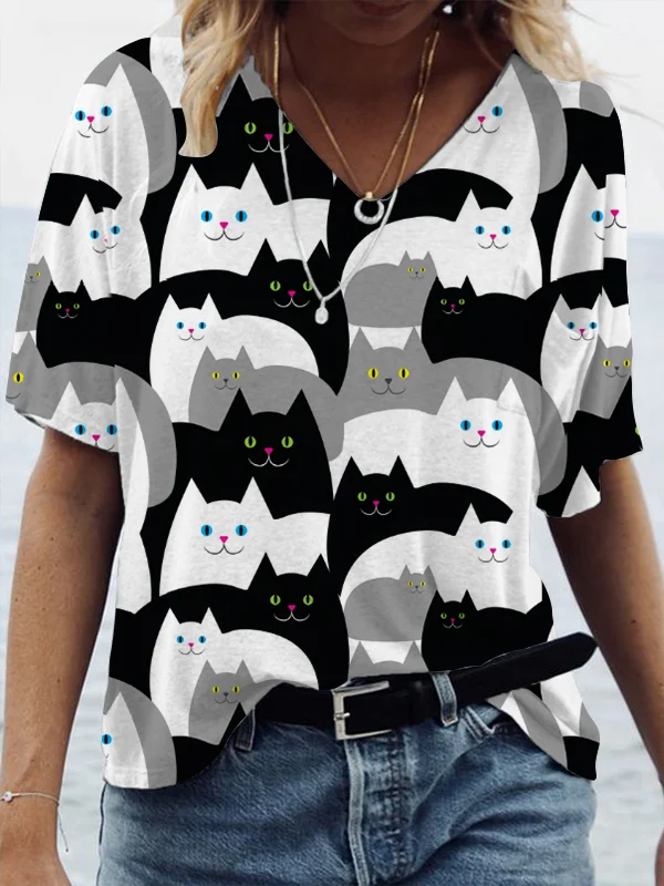 Cats Printed V-Neck Casual Tee