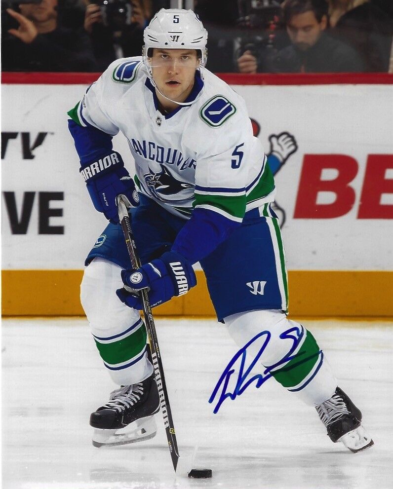 Vancouver Canucks Derrick Pouliot Autographed Signed 8x10 NHL Photo Poster painting COA B