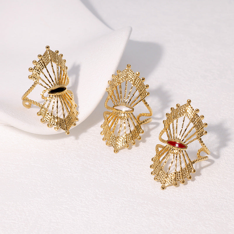 Retro Fan-Shaped Hollow Stainless Steel Ring Adjustable French Gold-Plated Titanium Steel Ring For Women