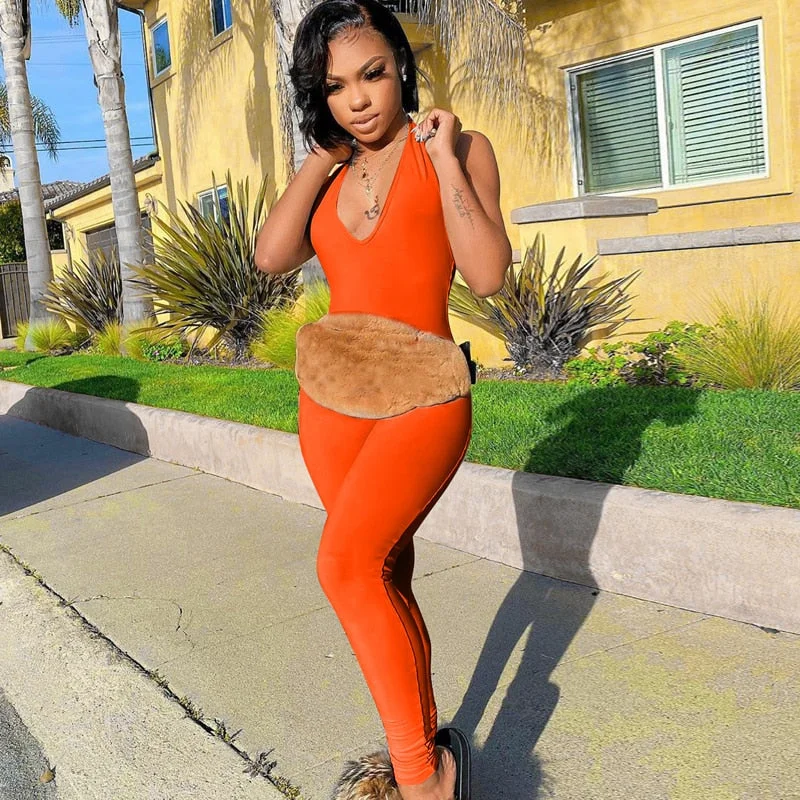 Hugcitar V-neck halter backless sleeveless bodycon jumpsuit summer women fashion streetwear solid stretchy jumper sports wear