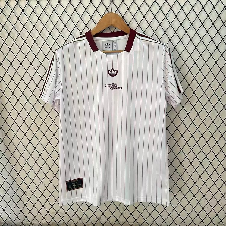 2025-26 Arsenal Retro White Jersey - Fan Edition