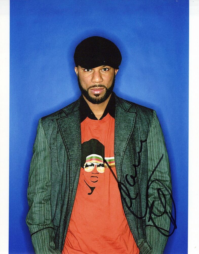 Common head shot autographed Photo Poster painting signed 8x10 #1