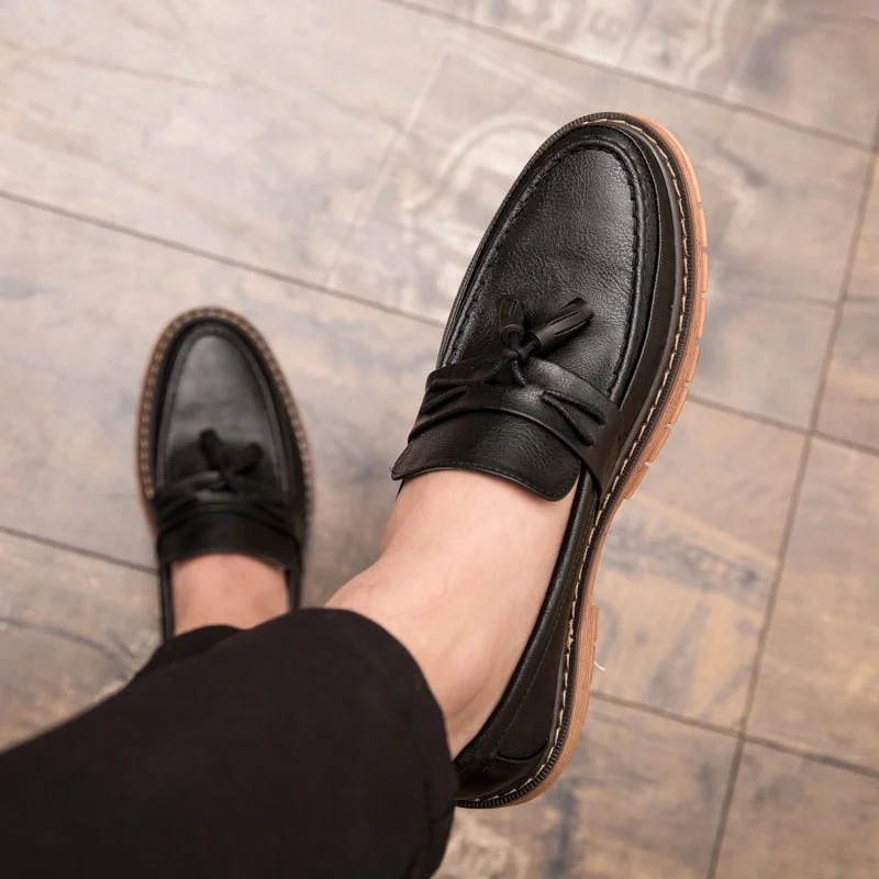 Men Casual Shoes Fashion tassel Men Shoes Breathable Men Loafers Moccasins Slip on Men's Flats Male Shoes Stylish Footwear