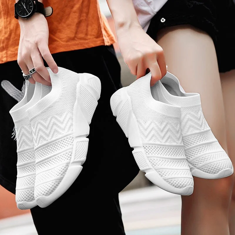 Men Sneakers Casual Shoes Hollow Out Breathable Mesh Men Shoes Slip-On Women Shoes Comfortable Platform Zapatillas Hombre 35-45