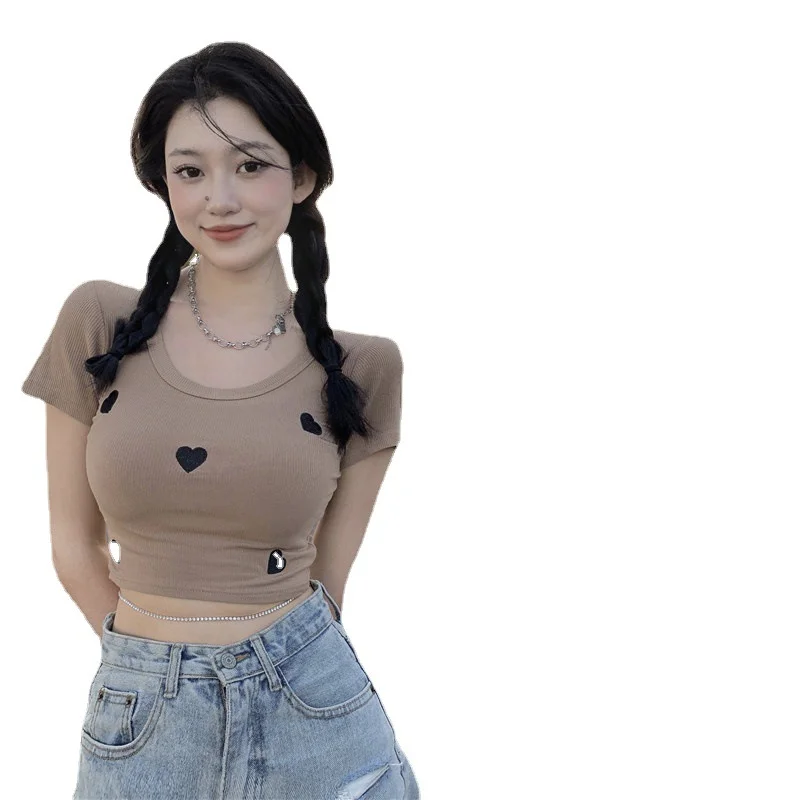 Brownm Brownm Thread Love Embroidery Short Sleeve T Shirt Female Girl High Waist Slim Summer 2024 New Inside With A Short Jacket