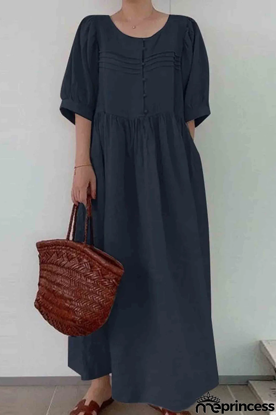 Elegant and trendy Dress