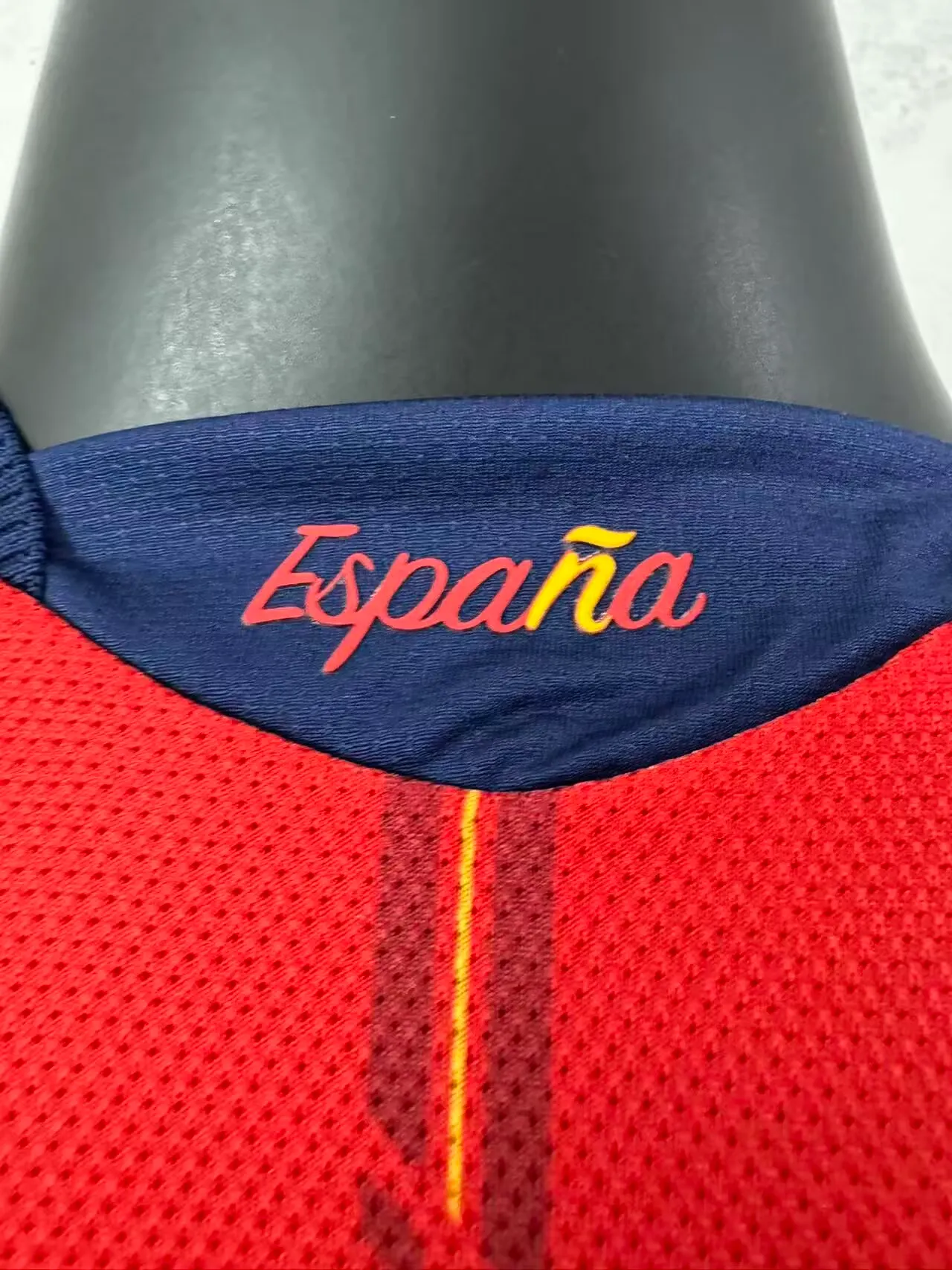 2026 Spain Home Player Version Men's Football T-Shirt Thai Quality