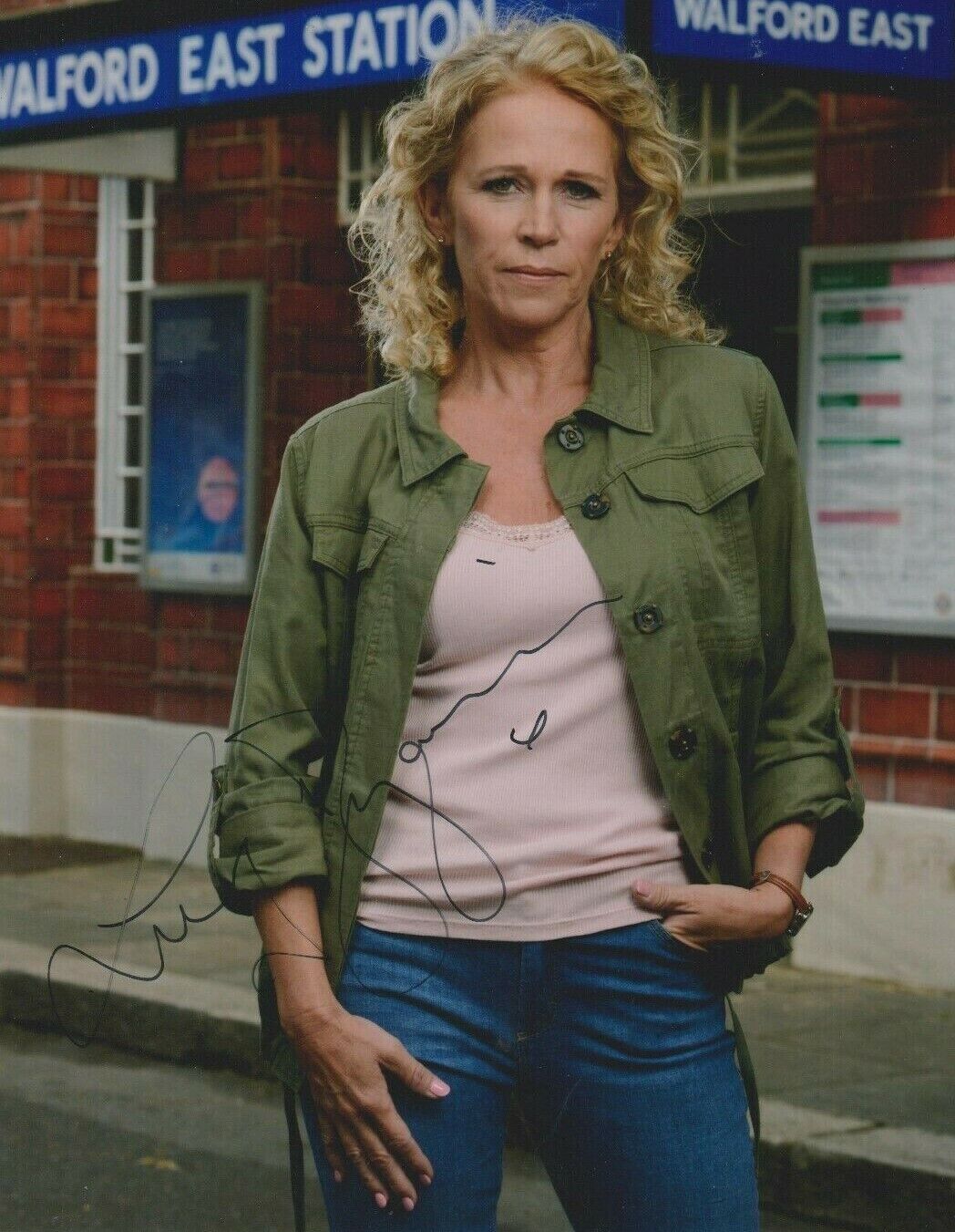 Lucy Benjamin **HAND SIGNED** 10x8 Photo Poster painting ~ AUTOGRAPHED ~ Eastenders