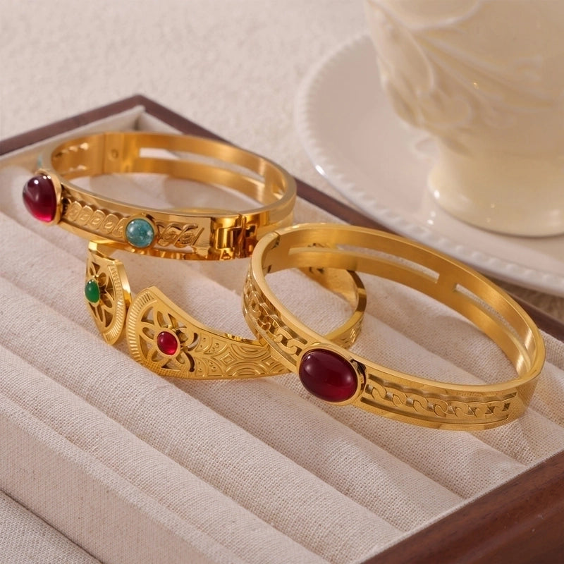 Retro Minimalist Round 304 Stainless Steel 18K Gold Plated Natural Stone Bangle In Bulk