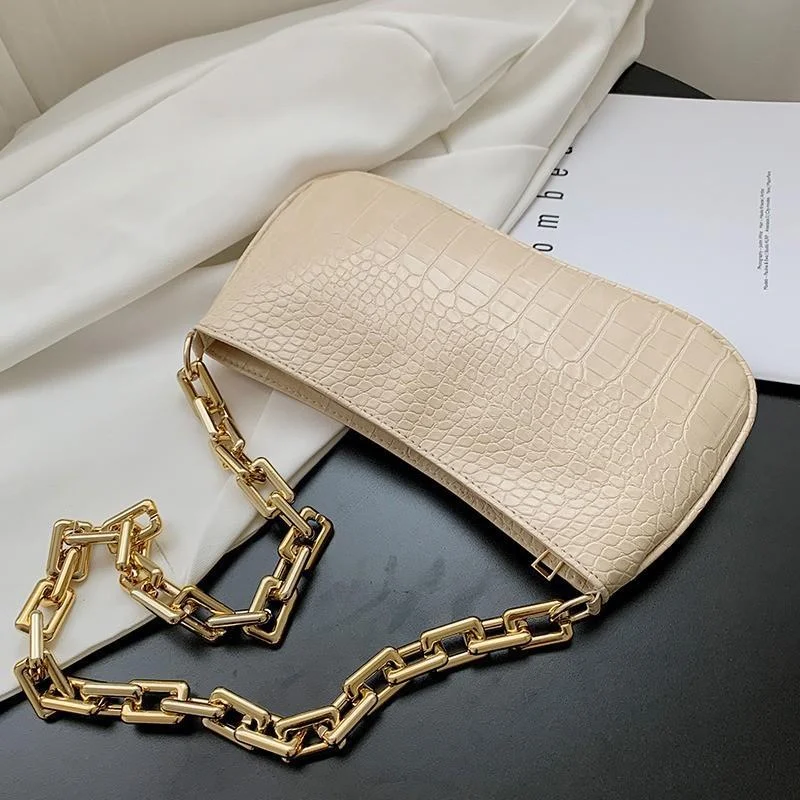 Fashion chain shoulder messenger bag