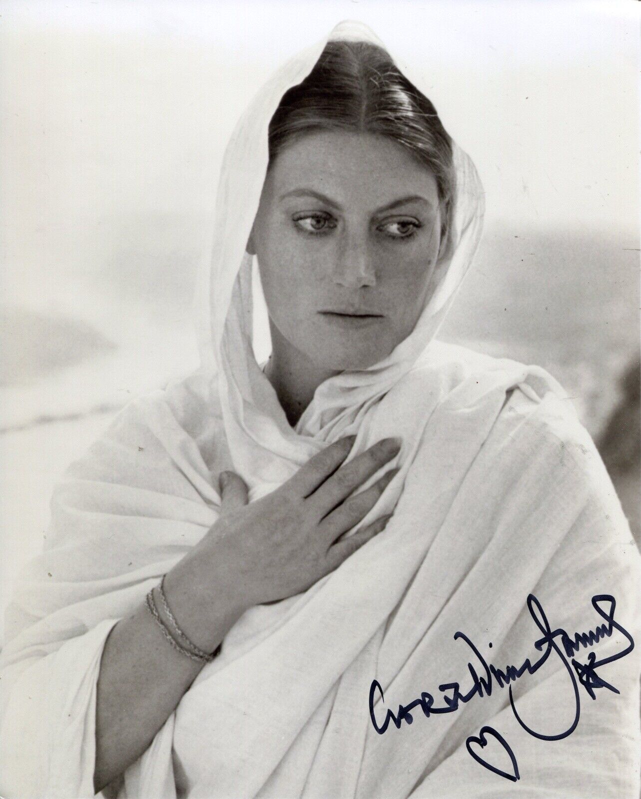 GANDHI movie 8x10 Photo Poster painting signed by Geraldine James - UACC DEALER