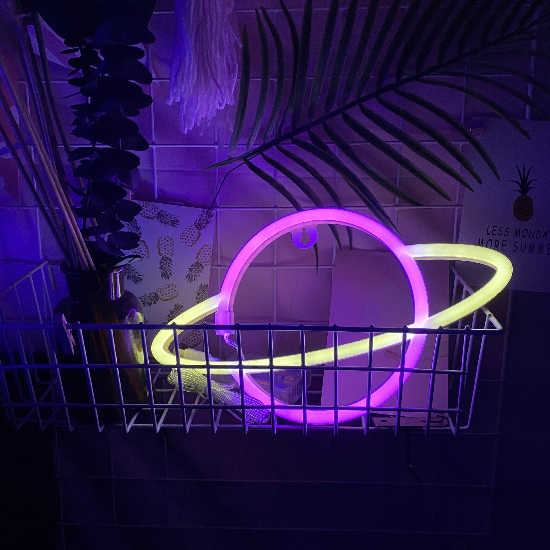 

Alien Face - Led Neon Light Sign, 501 Original