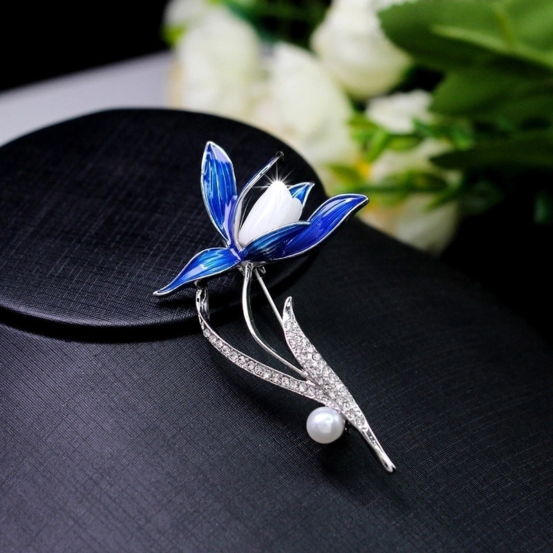 Elegant Glam Pin Geometric Alloy Plating Inlay Artificial Pearls Rhinestones Shell Women’s Brooches