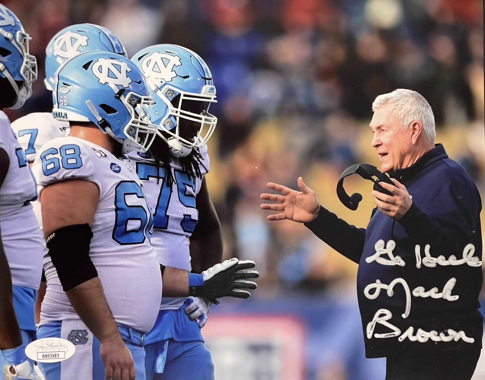 Mack Brown Signed Autographed UNC North Carolina Tar Heels 8x10 Photo Poster painting JSA