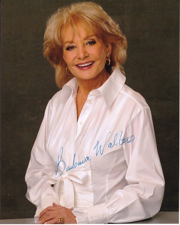 BARBARA WALTERS signed autographed 8x10 Photo Poster painting