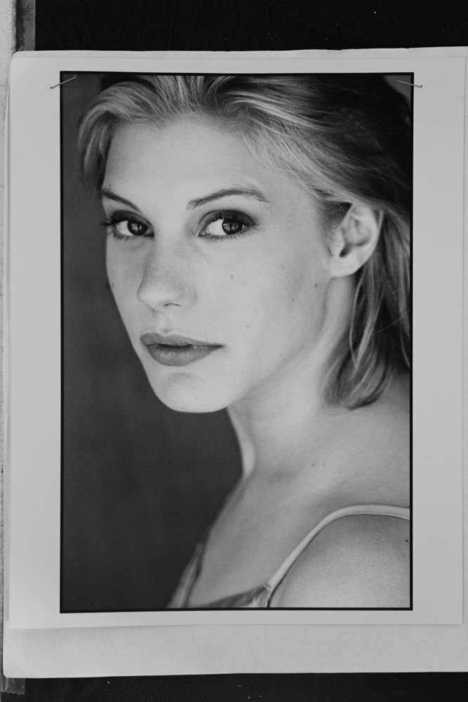 Katee Sackhoff - 8x10 Headshot Photo Poster painting with Resume