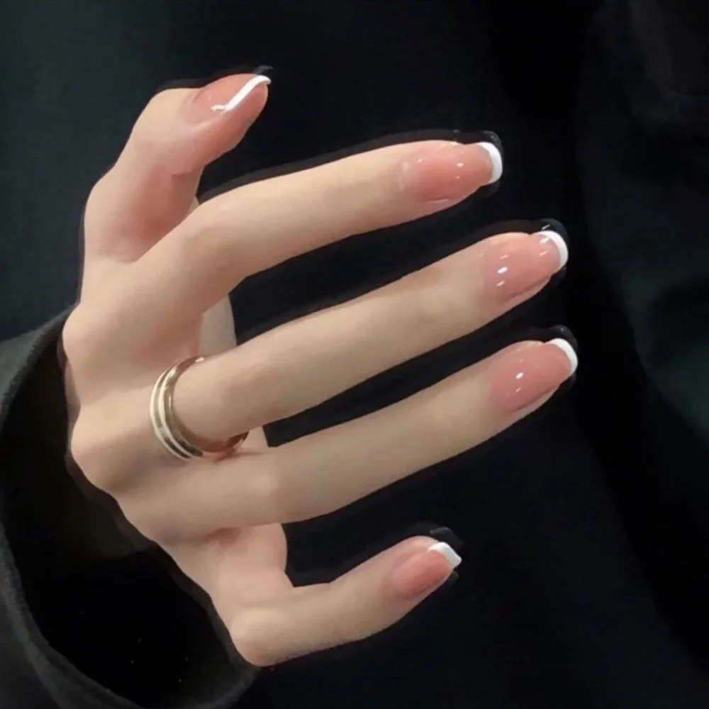 24Pcs Naked Pink French White Side False Nails Short Simple Nail Beauty Press on Fake Nails Full Cover Artificial Nails Tips-Nail Inspo