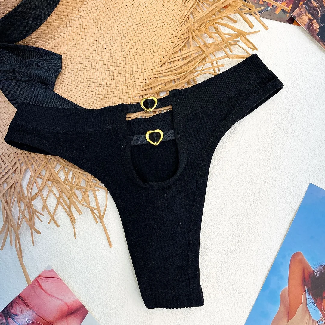 New EuropeanStyle Thong Sexy Solid Color Panties Fashion Metal Hollow Out G-String Mid Waist Seamless Underpants Female Lingerie