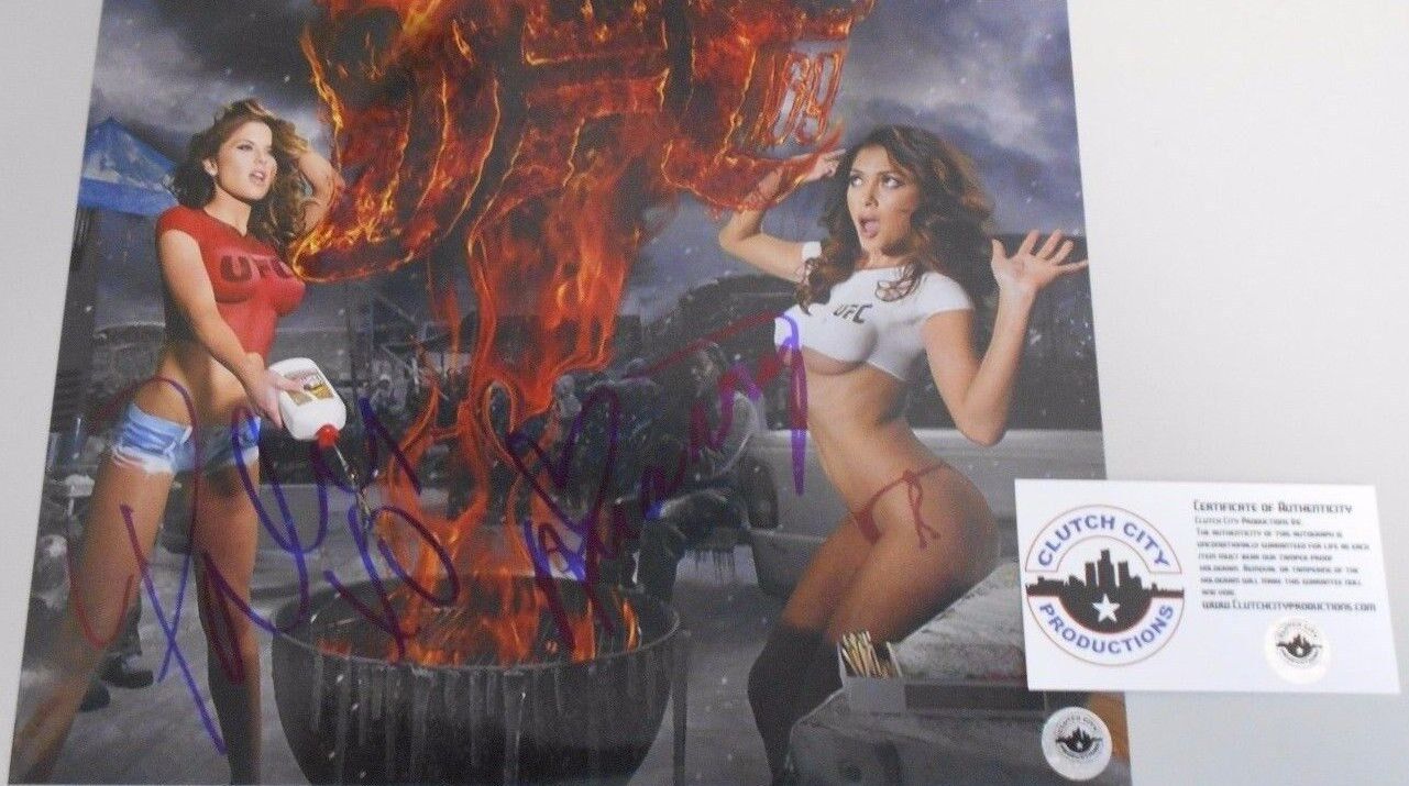 ARIANNY CELESTE & BRITTNEY PALMER UFC WRESTLING HOT 8 X 10 HAND SIGNED W/COA