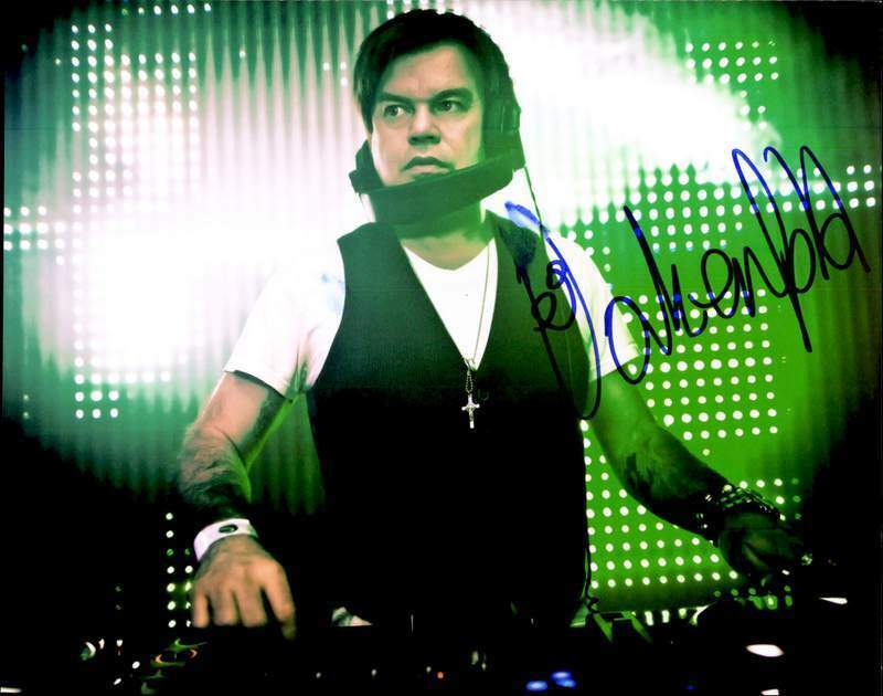 Paul Oakenfold authentic signed EDM dj 8x10 Photo Poster painting W/Cert Autographed A0001